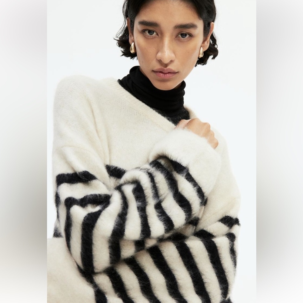 H&M black & white mohair blend oversized sweater size S